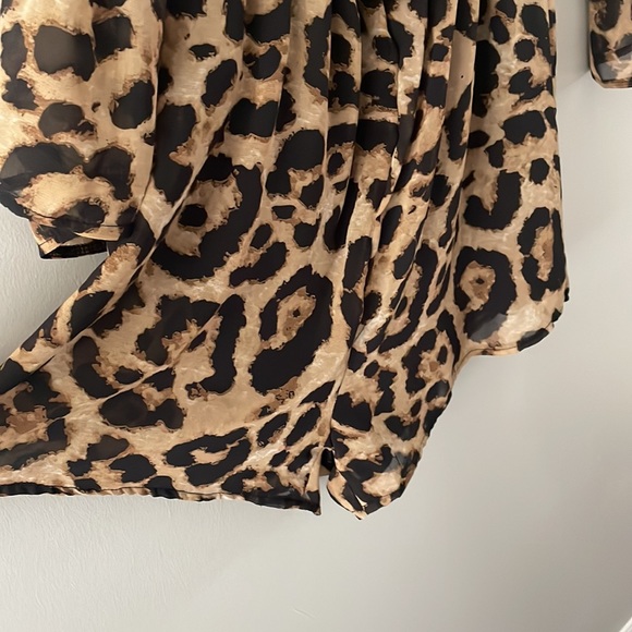 Misguided size 4 animal print romper - Picture 5 of 6